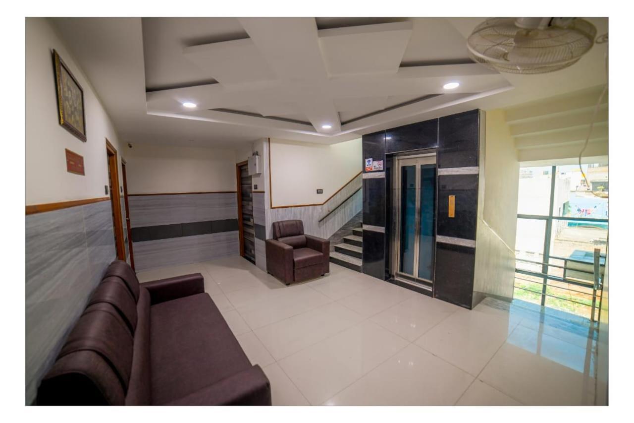 Jrs Residency 韦洛尔 外观 照片